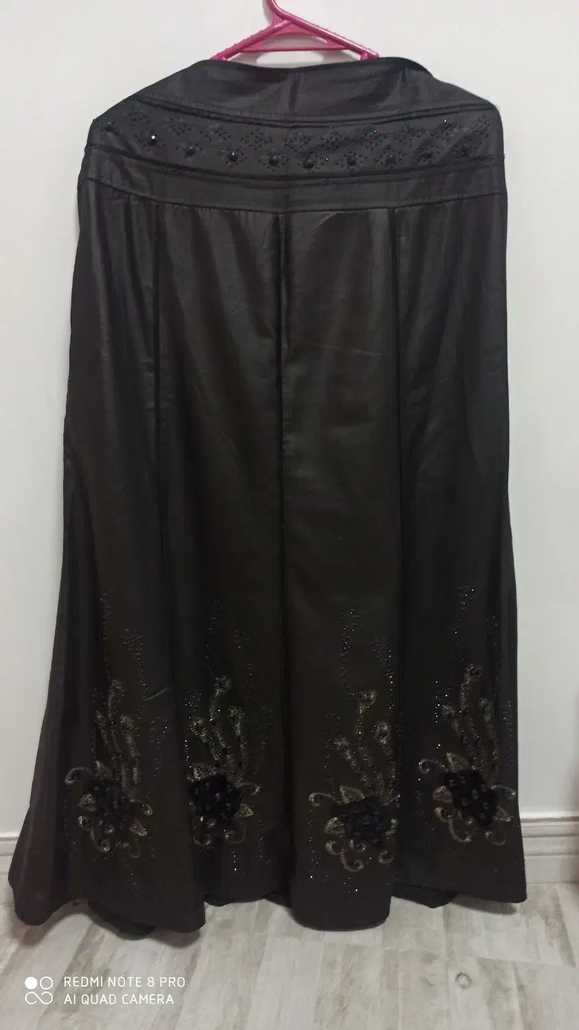 دامن|لباس|بیجار, |دیوار