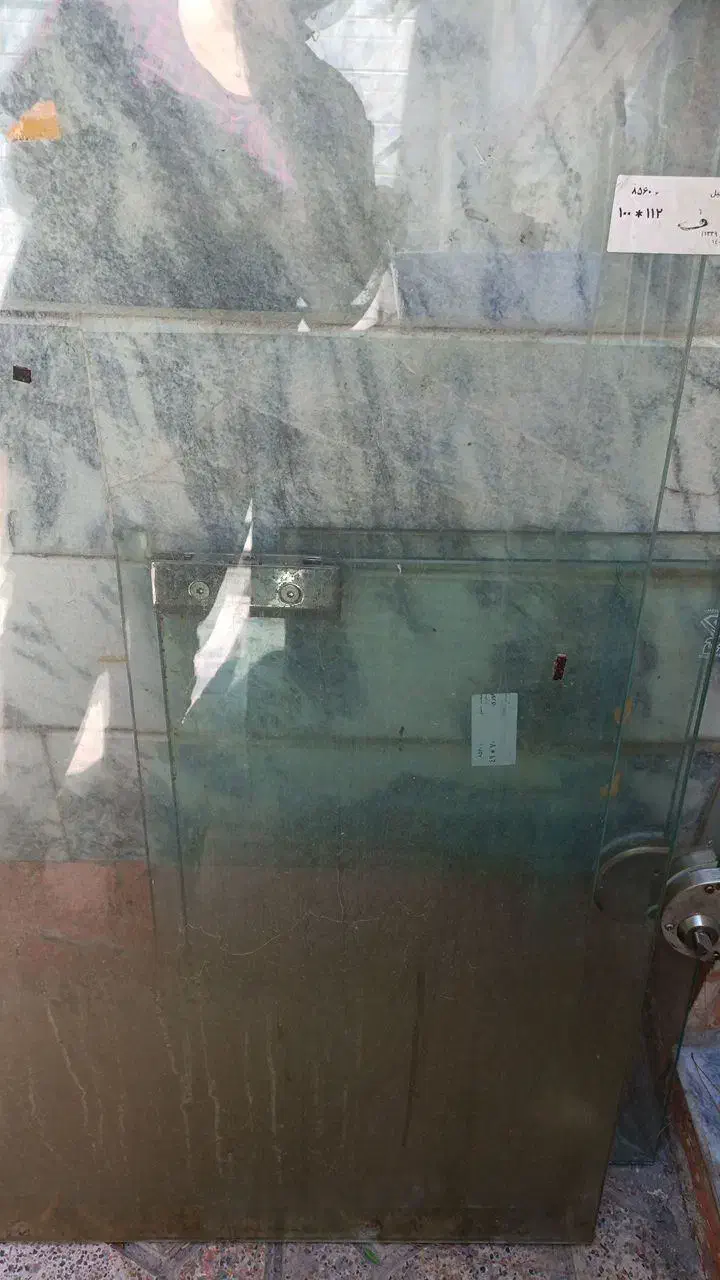 شیشه سکوریت|مصالح و تجهیزات ساختمان|مشهد, کارگران|دیوار