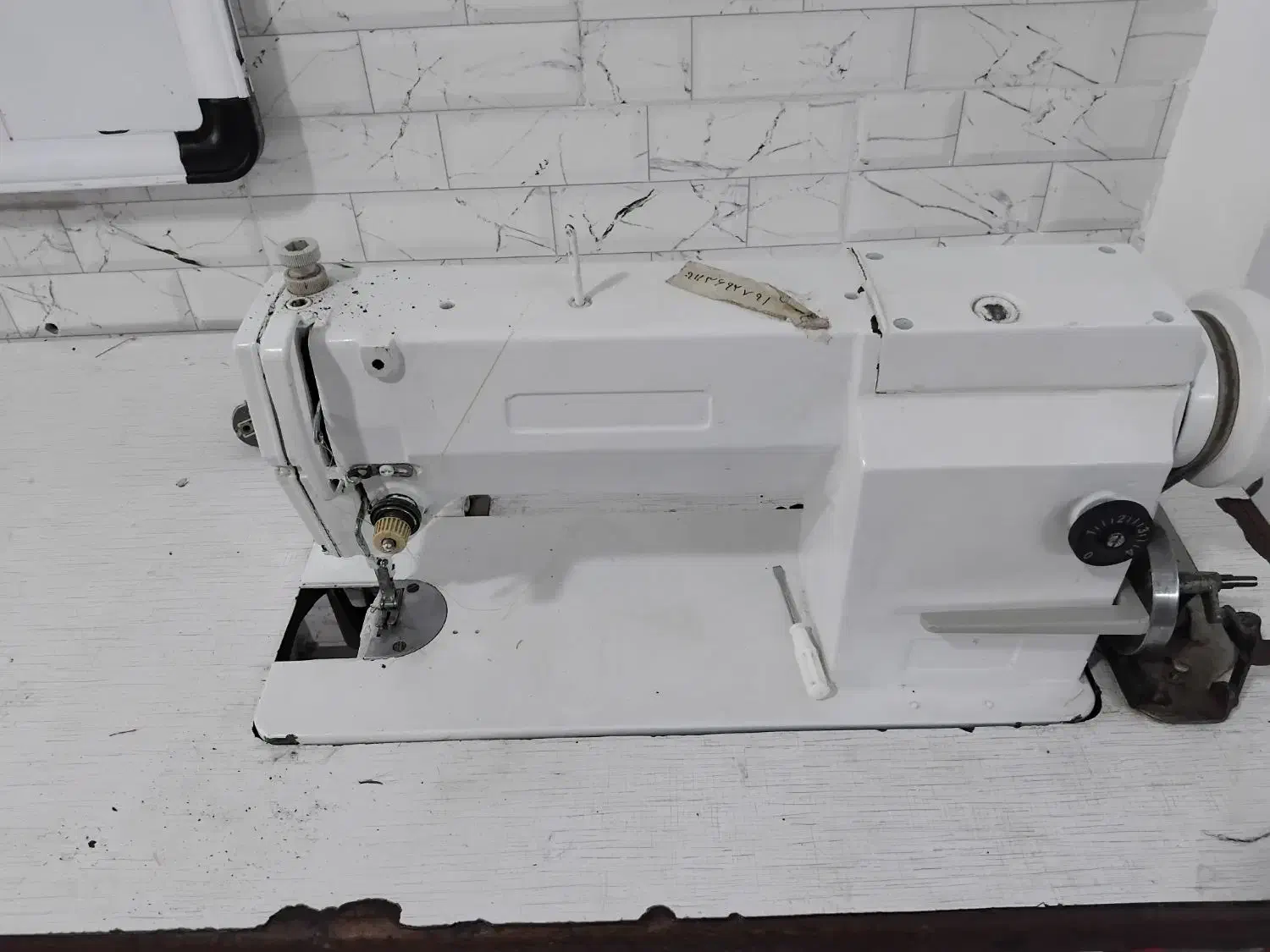 چرخ راسته دوز دینام بزرگ|چرخ خیاطی و ریسندگی|گنبد کاووس, |دیوار