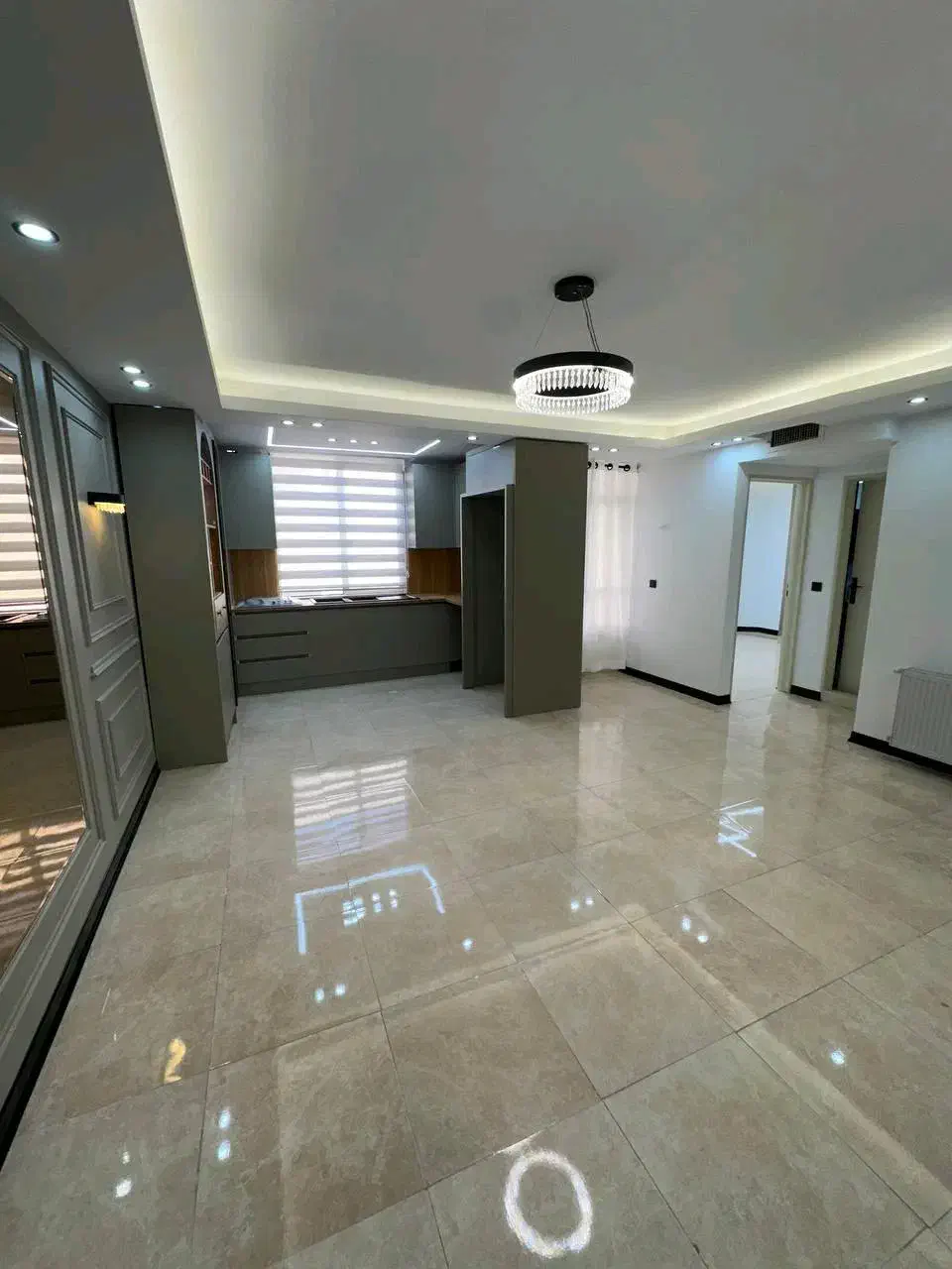 ۵۲متر/طبقه اول/پارکینگ سندی/فول دیزاین|فروش آپارتمان|گرمدره, |دیوار