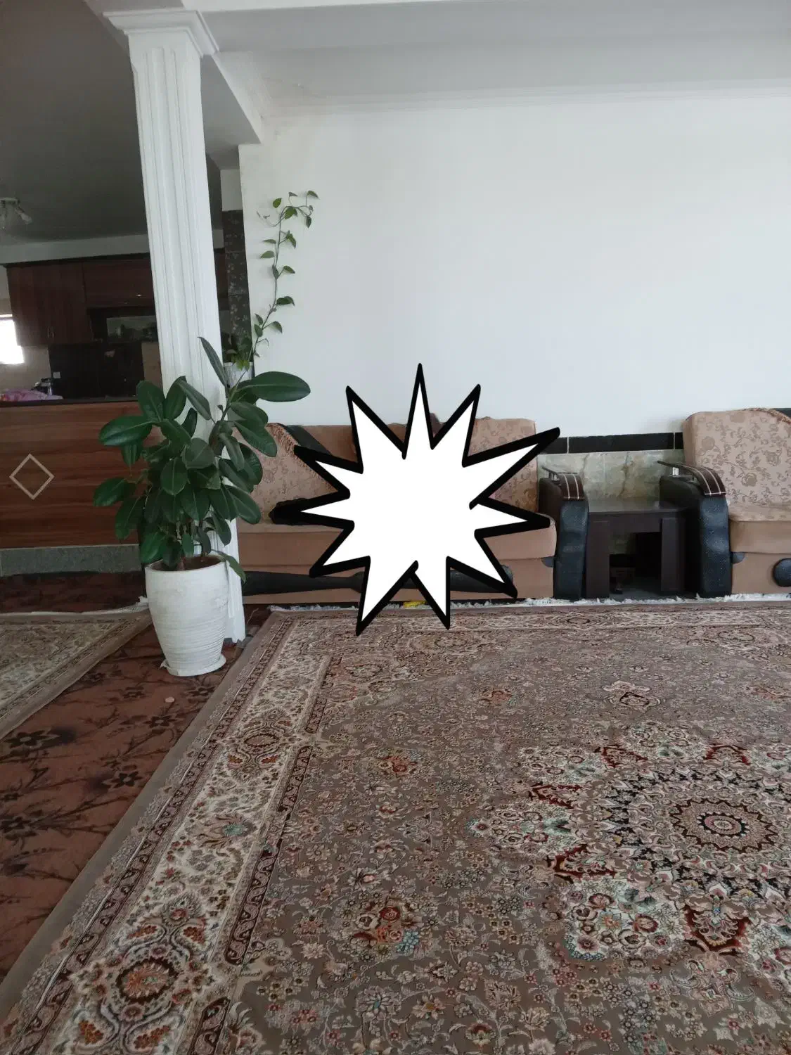 مبل ۷نفری کرم تخت شو|مبلمان خانگی و میز عسلی|مهاباد (آذربایجان غربی), |دیوار