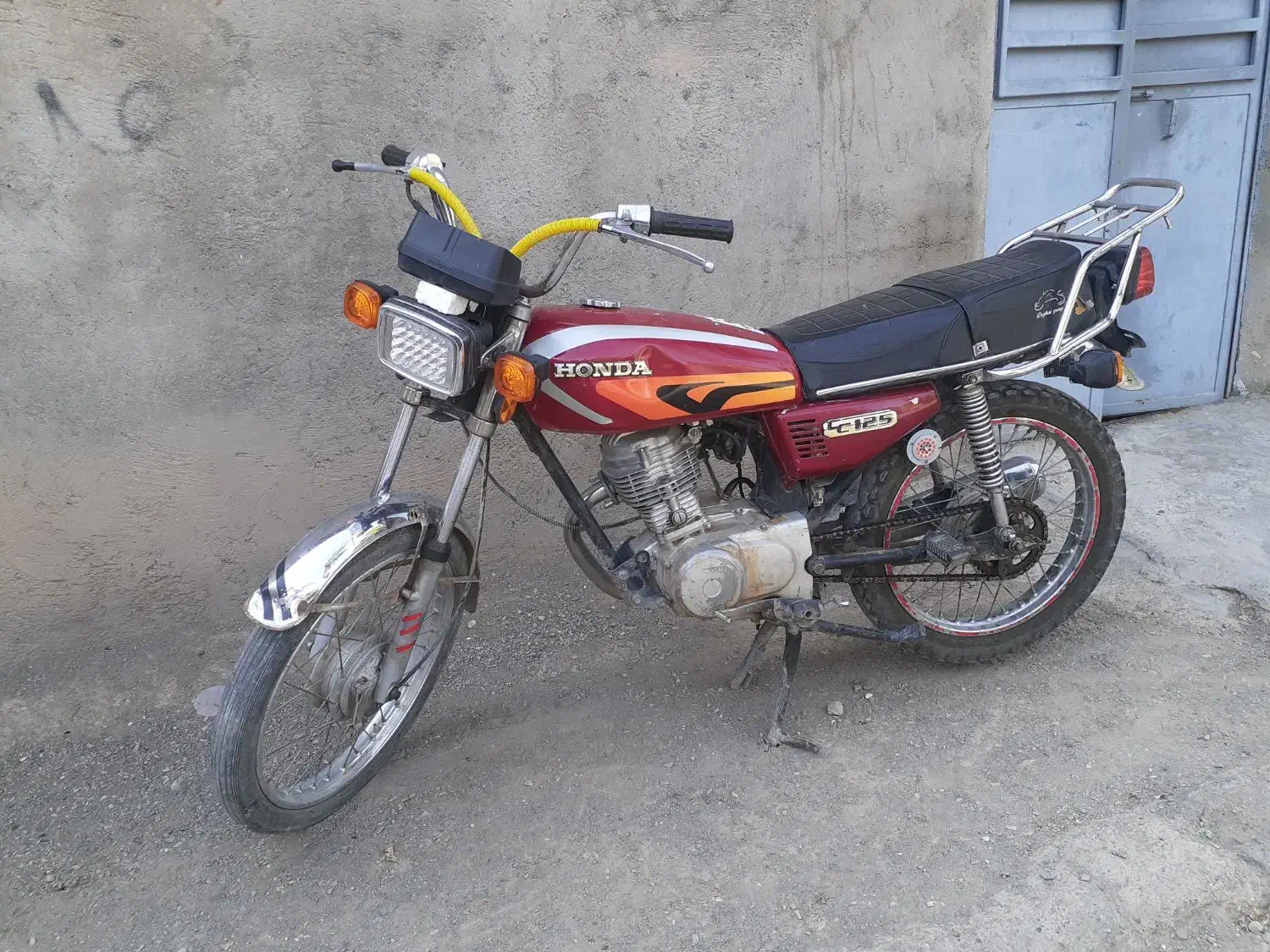 موتور هوندا 125|موتورسیکلت|بلوک, |دیوار
