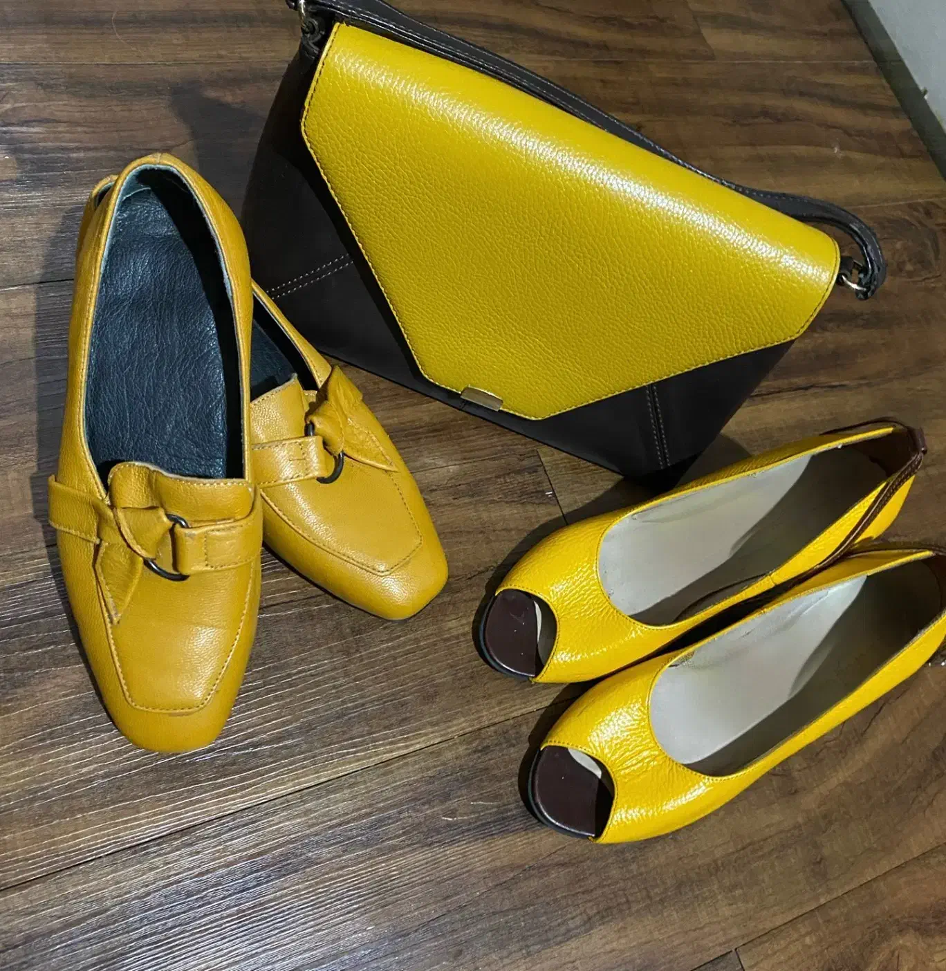 کیف و کفش چرم یاس|کیف، کفش، کمربند|رشت, منظریه|دیوار