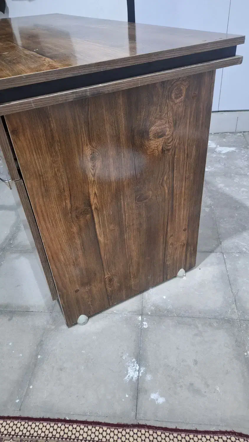 میز اداری|مبلمان اداری|گناباد, |دیوار