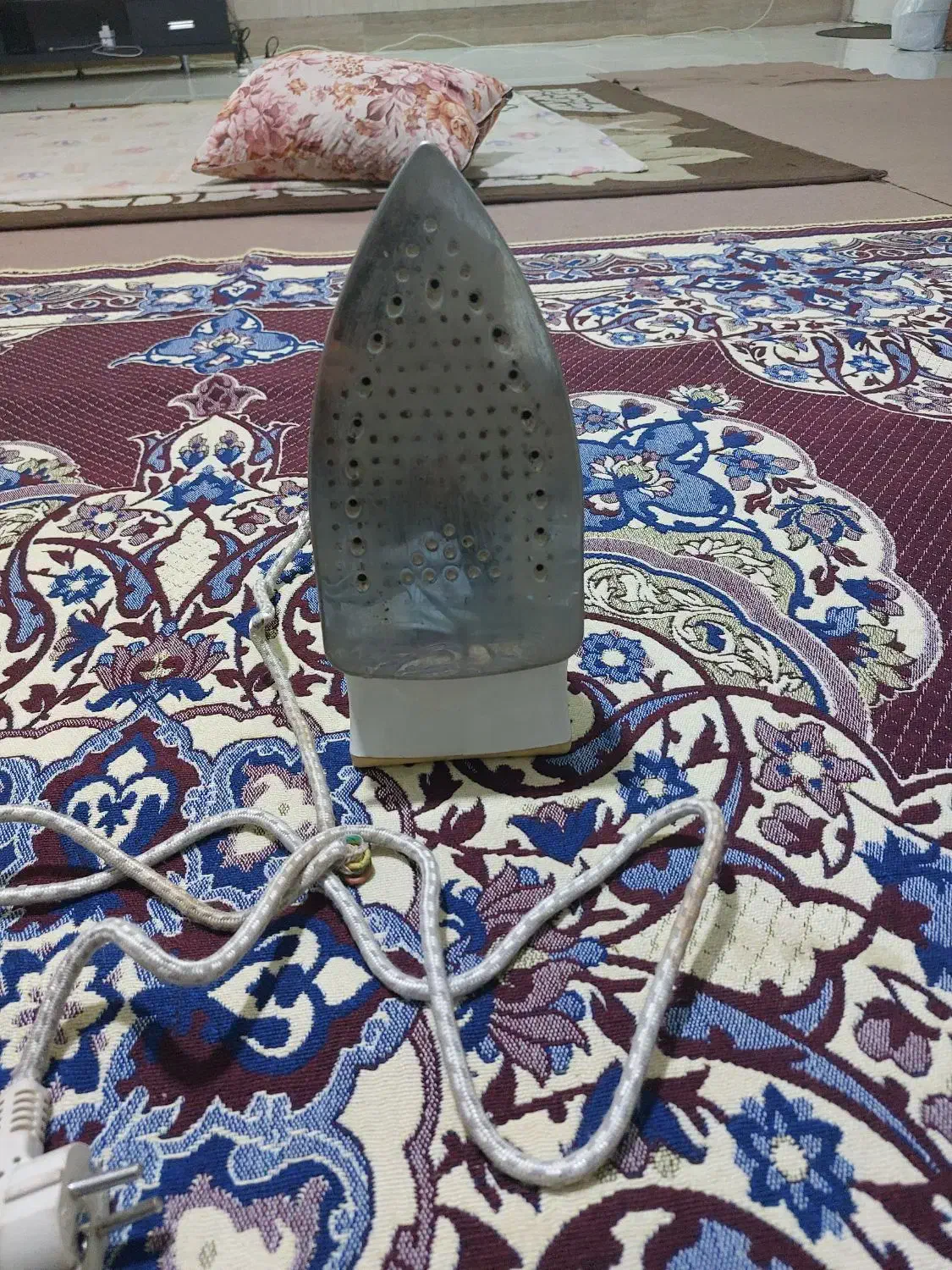 اتو بخار برندAEG|اتو و لوازم اتو|مشهد, زمرد|دیوار