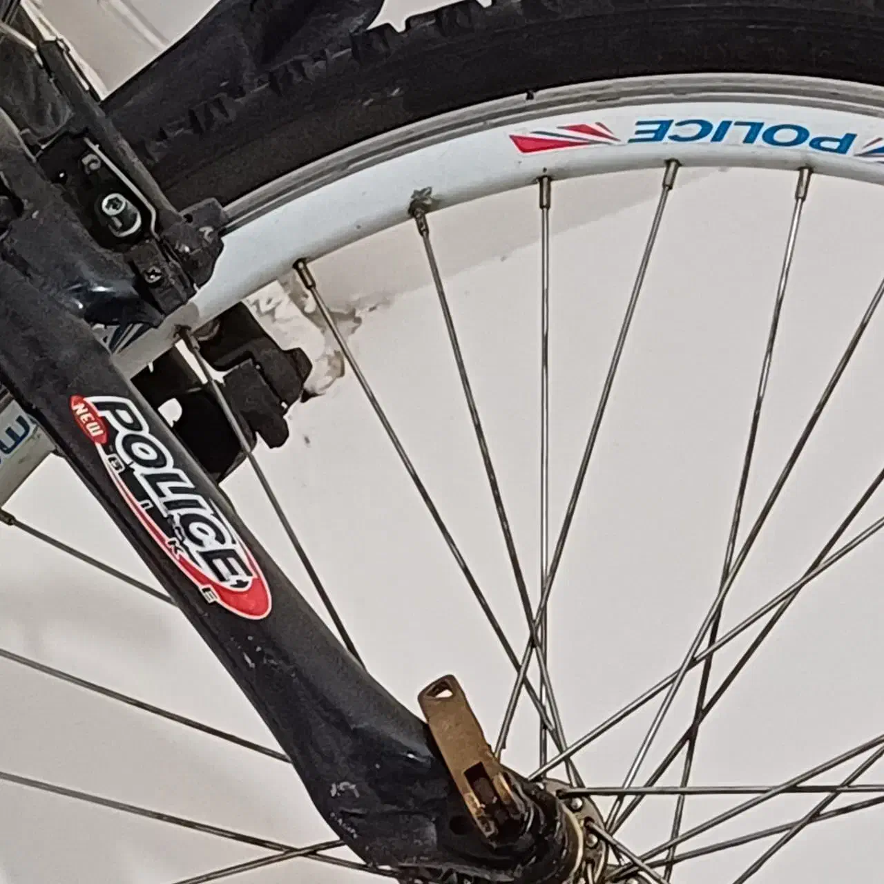 دوچرخه برند پلیس سایز ۲۶ سالم|دوچرخه، اسکیت، اسکوتر|تهران, باشگاه نفت|دیوار