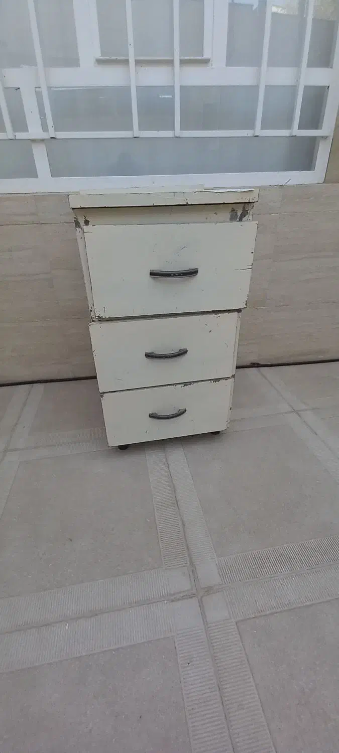 فایل سه کشو.فروتقه|جاکفشی، کمد، دراور|کاشمر, |دیوار