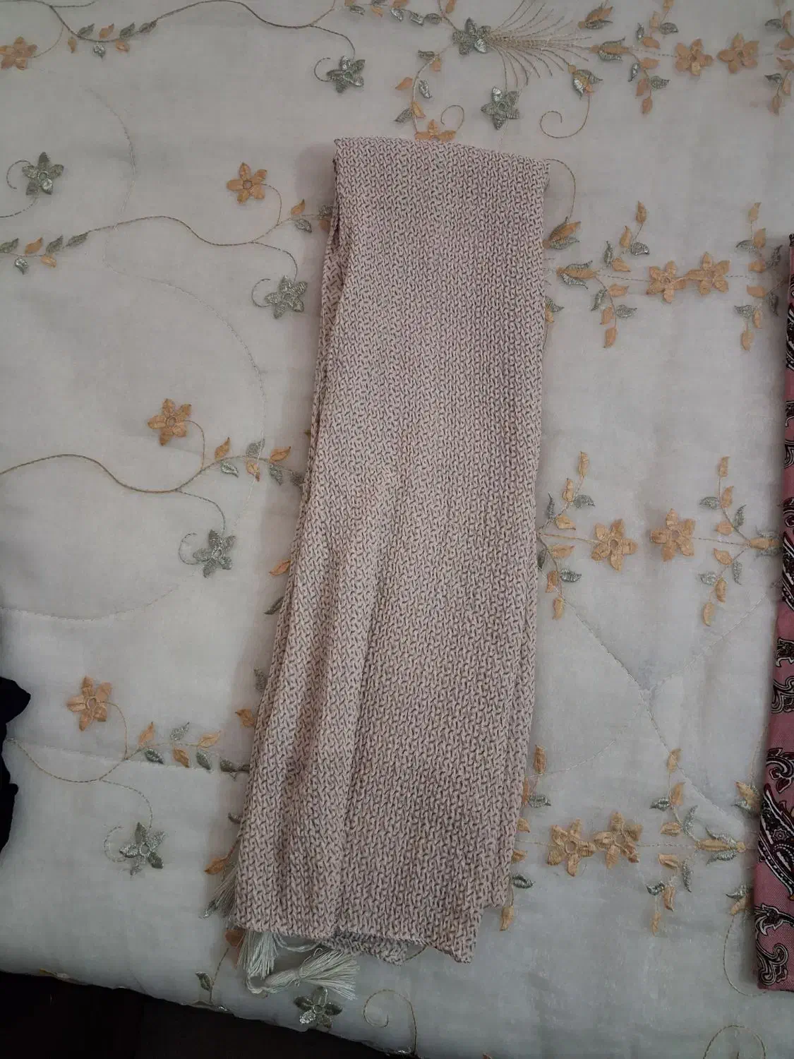 شال|لباس|بجنورد, |دیوار