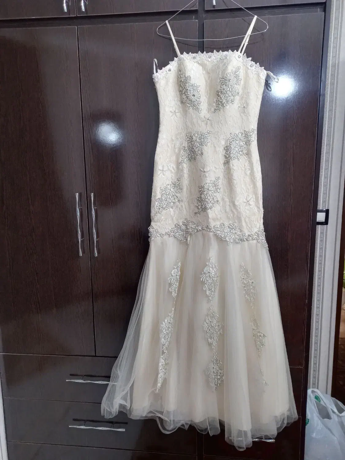 لباس مجلس سرعقد به فروش میرسد|لباس|نیشابور, دارایی|دیوار