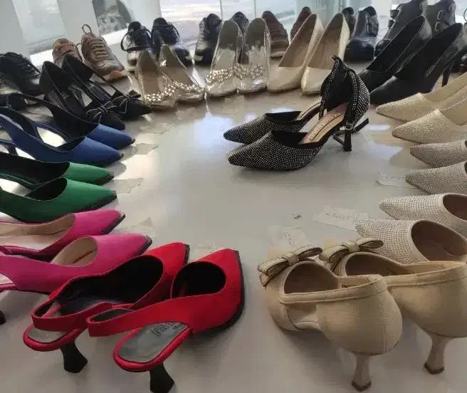 تخفیف کفش و نیم بوت|کیف، کفش، کمربند|خرمآباد, |دیوار