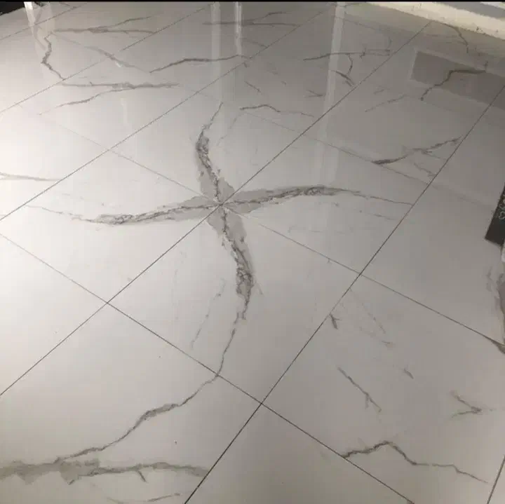 نصب کاشی و سرامیک کاری بانازل ترین قیمت|خدمات پیشه و مهارت|گلپایگان, |دیوار