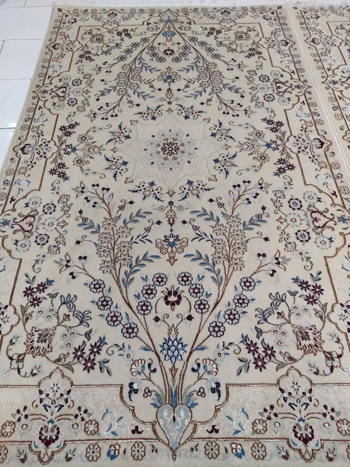 یک جفت فرش ۴ متری نایین دستباف|فرش|اصفهان, دشتستان|دیوار