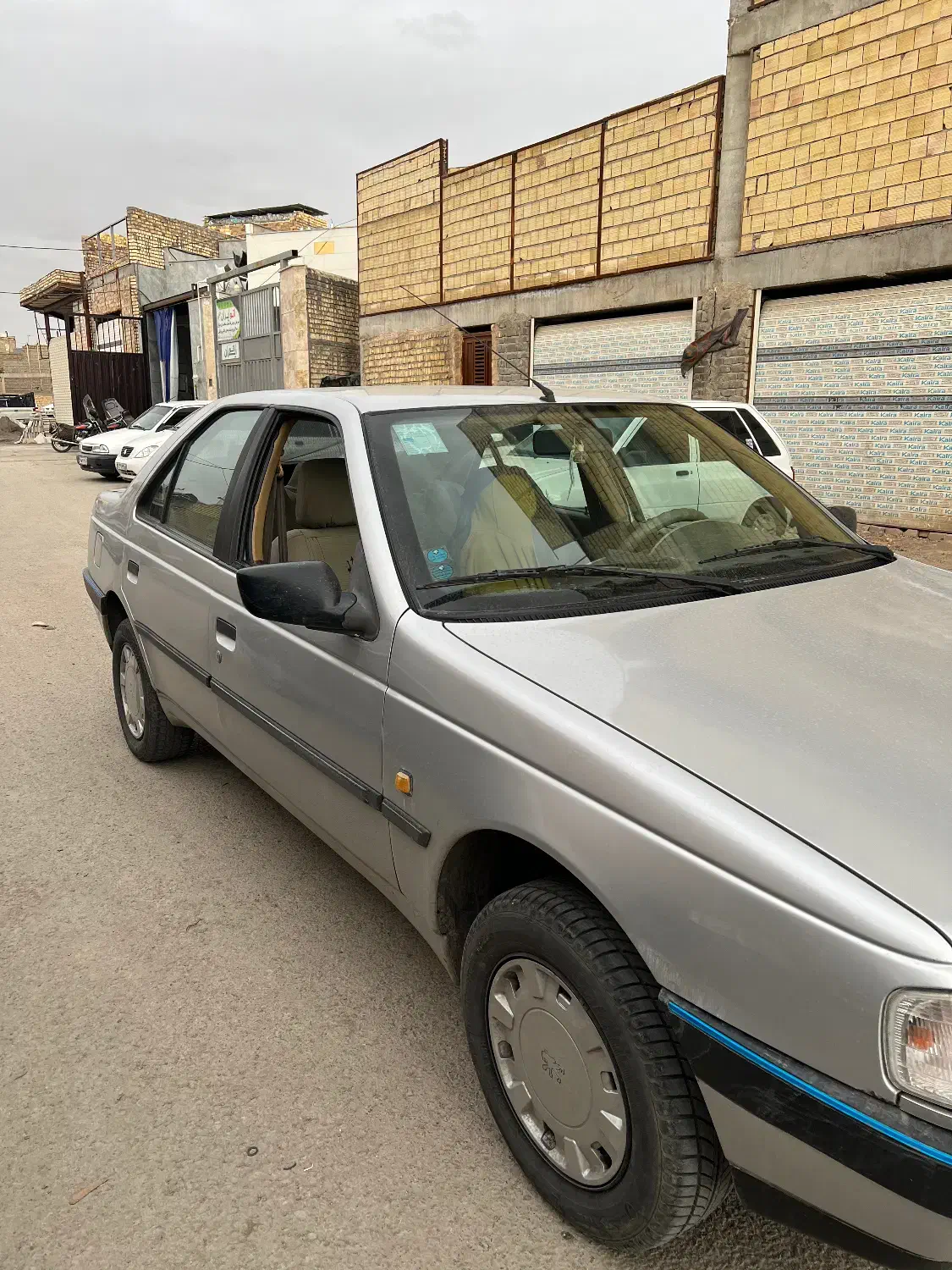 پژو405مدل ۹۷|خودرو سواری و وانت|قم, کوه سفید|دیوار