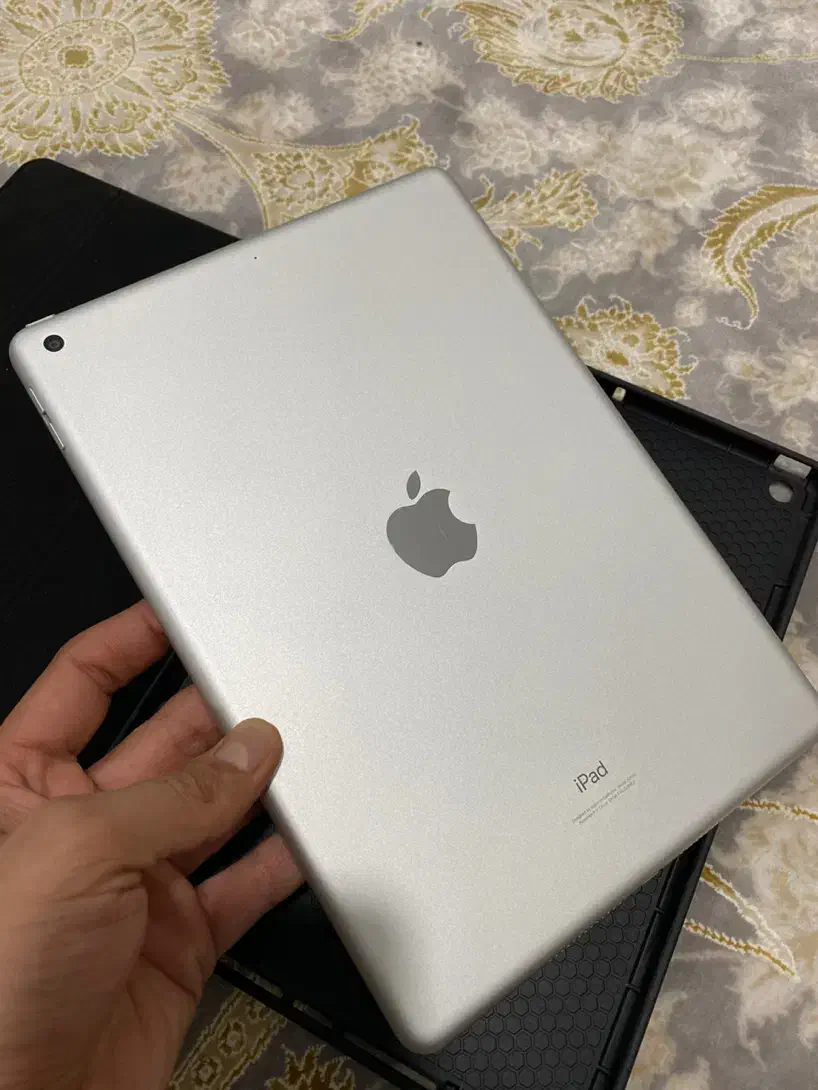 آیپد ۹ ده اینچی|تبلت|سبزوار, عظیمیان|دیوار