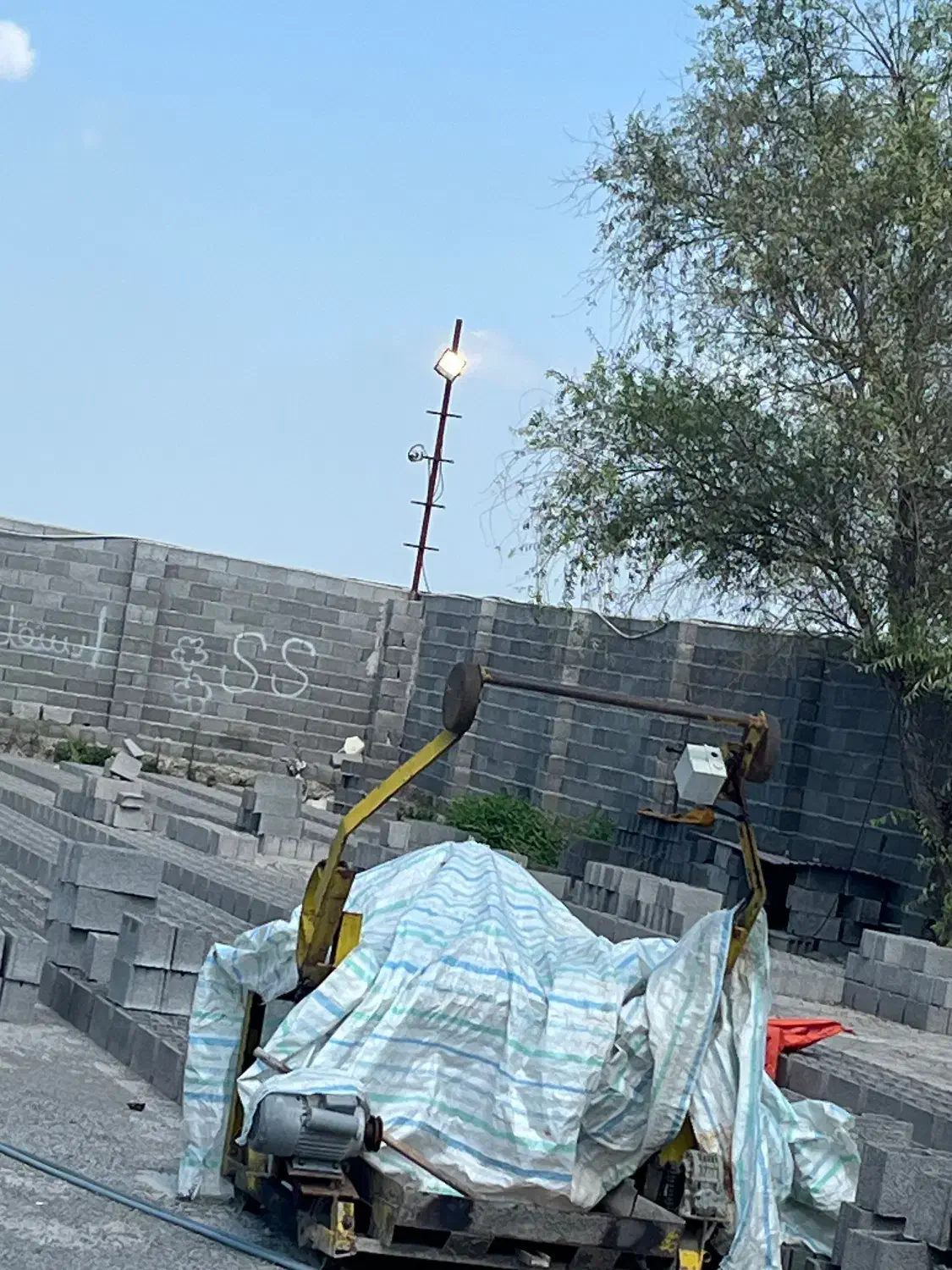 ست کلی خط تولید بلوک زنی تمام تجهیزات|فروشگاه و مغازه|رشت, لاکان|دیوار