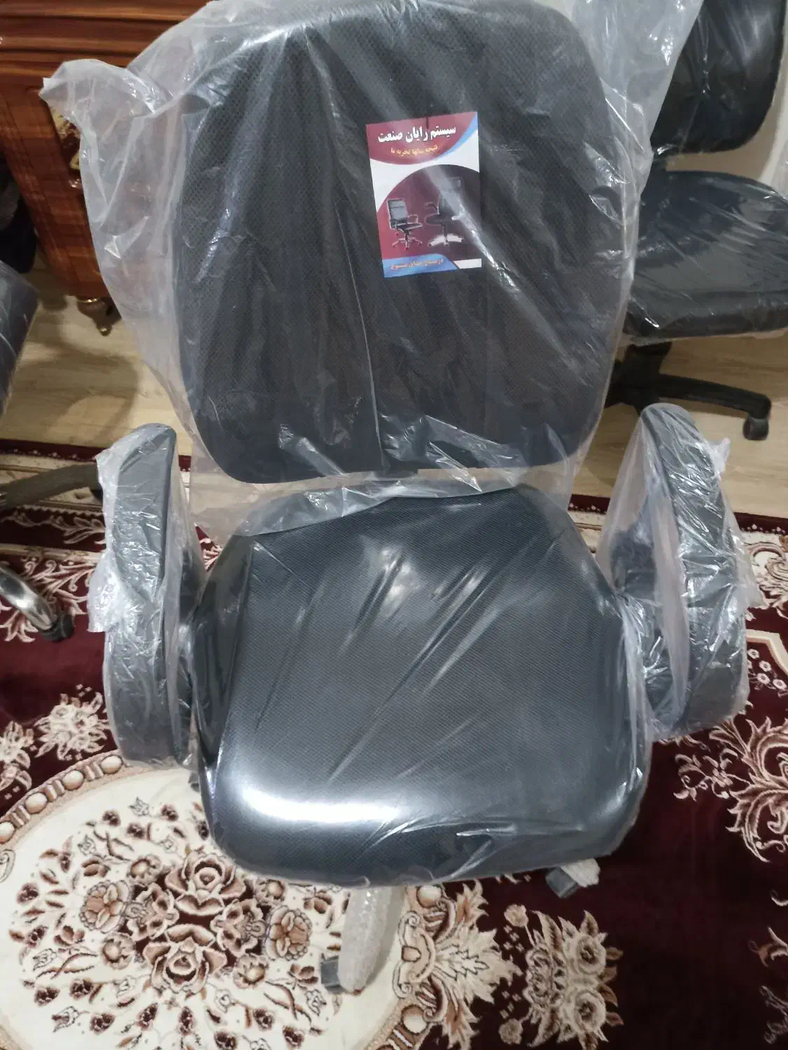 3 عدد صندلی کامپیوتر کاملاً سالم|صندلی و نیمکت|پاکدشت, حصار امیر|دیوار