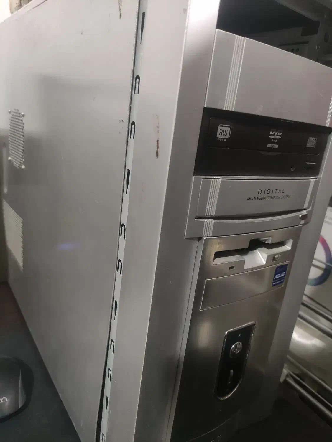 کیس کامپیوتر|رایانه رومیزی|همدان, |دیوار