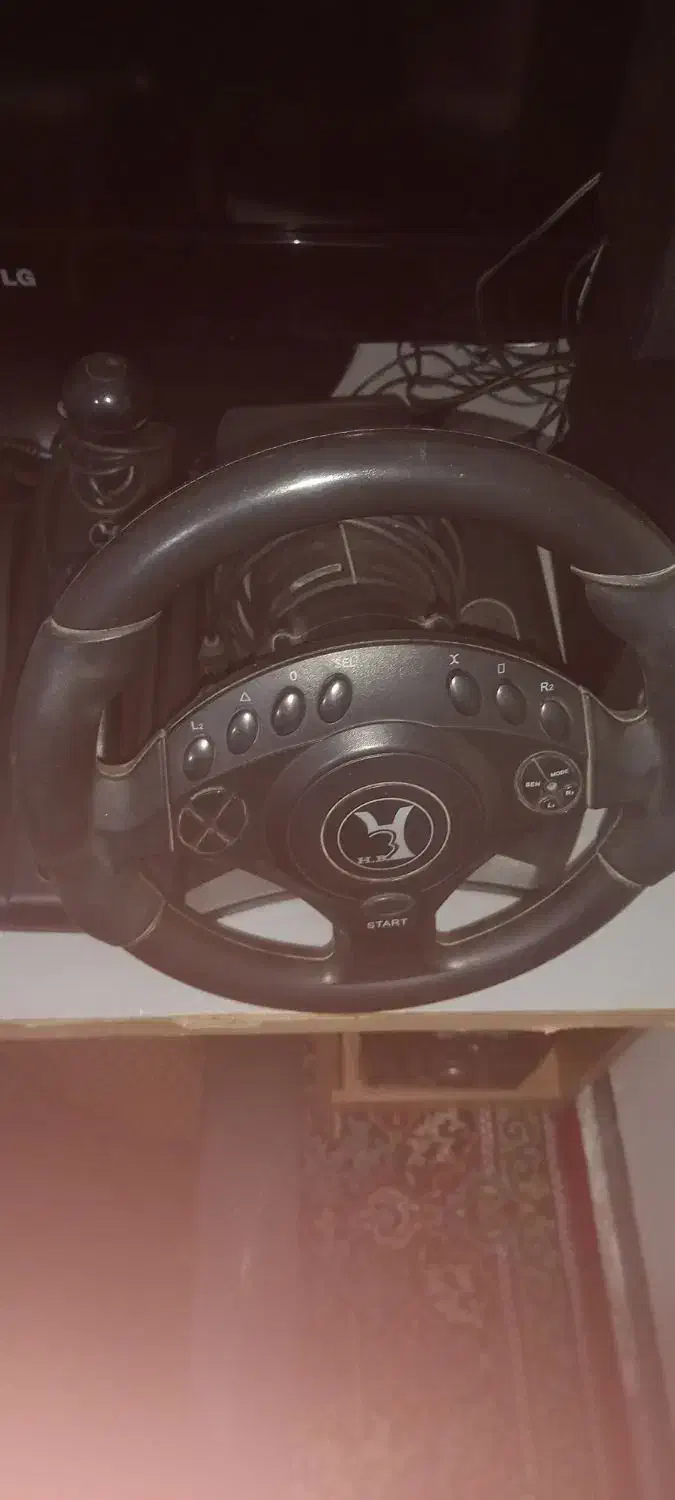 فرمان بازیکامپیوتر|کنسول، بازی ویدئویی و آنلاین|صحنه, |دیوار