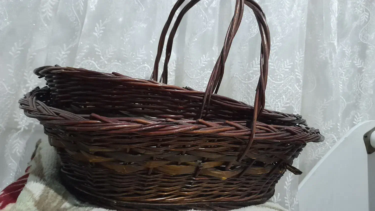 ۲ عدد سبد حصیری بزرگ و متوسط نوی نو،مناسب شب چله|صنایع دستی و سایر لوازم تزئینی|مشهد, فرهنگیان (شهرک غرب)|دیوار