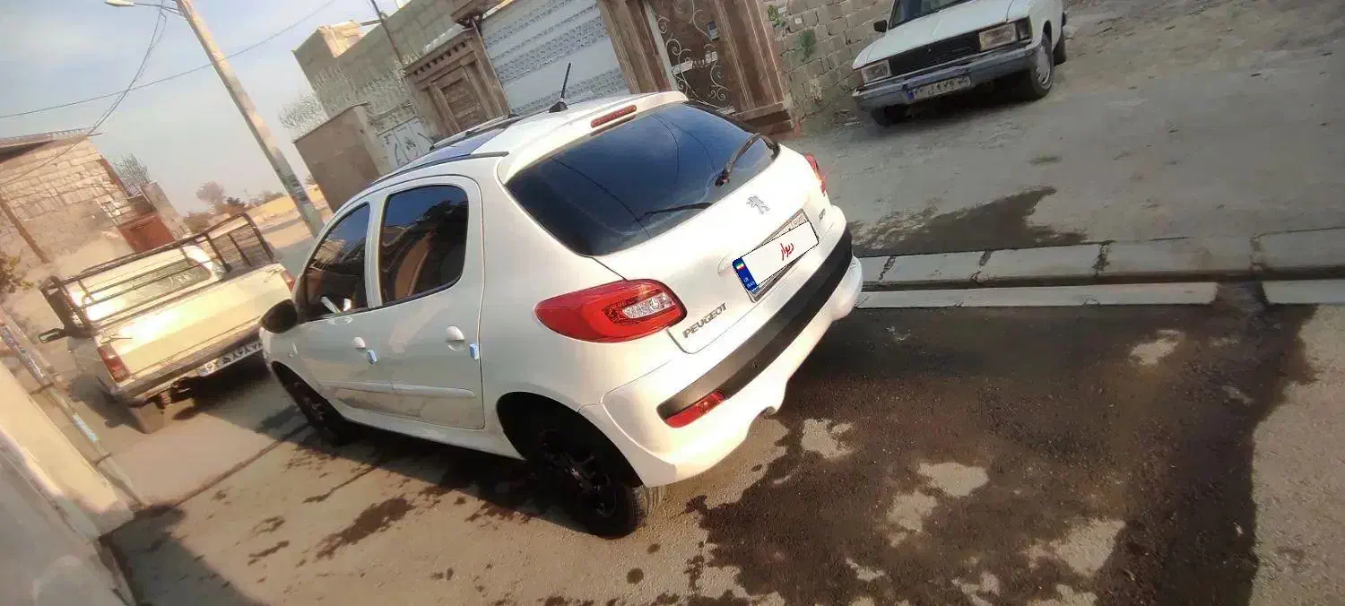 ۲۰۷مدل۴۰۲پانا|خودرو سواری و وانت|باغستان, |دیوار