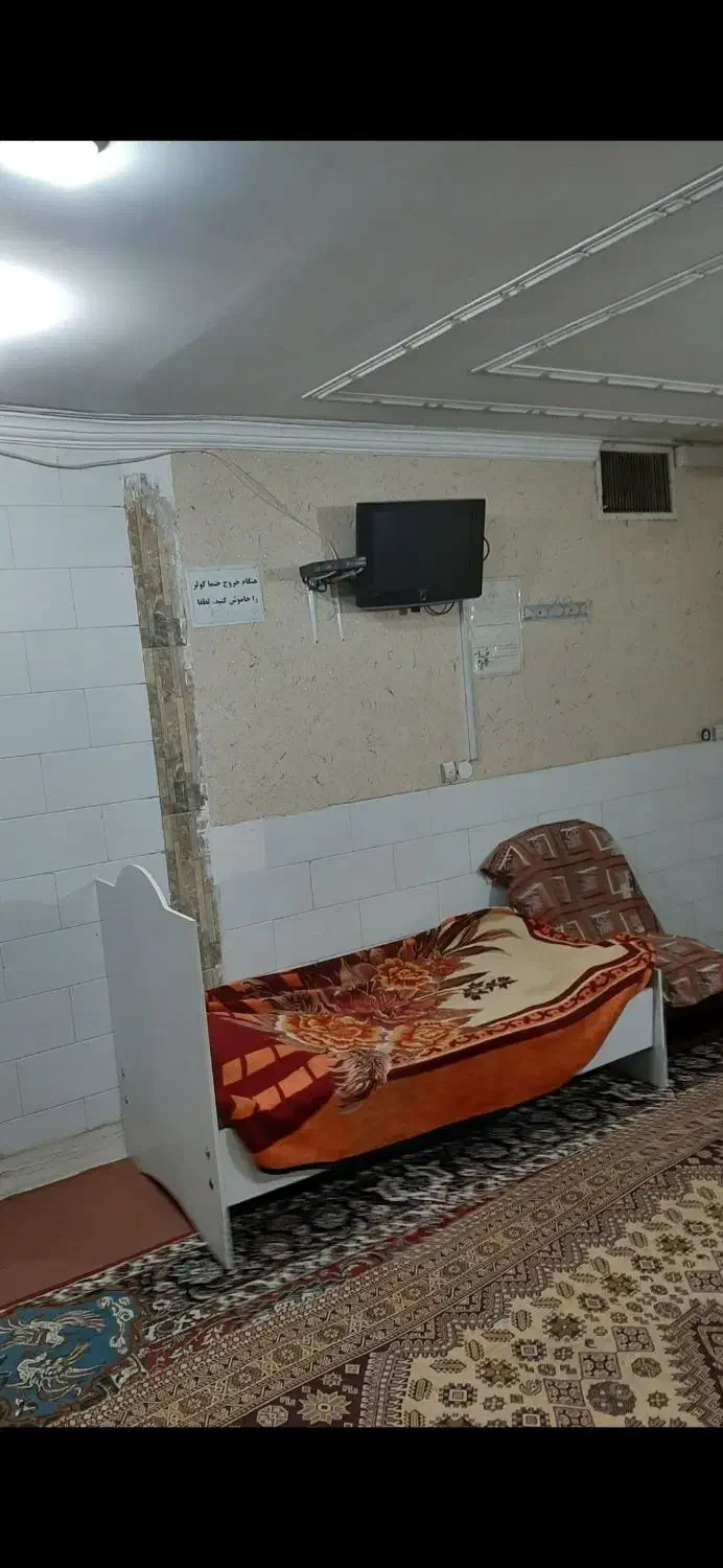 سوییت بیمارستان مرتاض درب ورودی|اجارهٔ کوتاهمدت آپارتمان و سوئیت|یزد, |دیوار