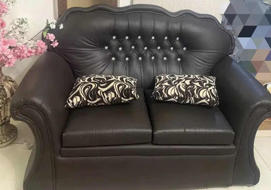 مبل و جلو مبلی|مبلمان خانگی و میز عسلی|خشکبیجار, |دیوار