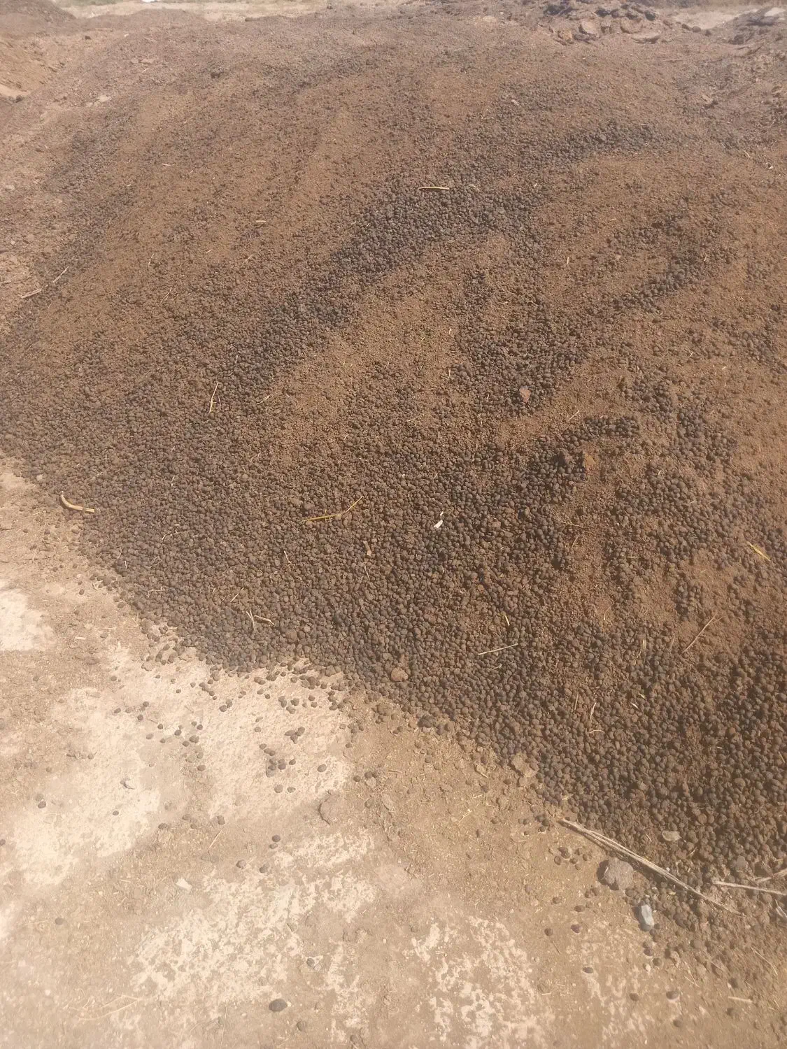 پخش کود حیوانی وگوسفندی وخاک باغچه|عمده‌فروشی|کرج, فاز ۳ مهرشهر|دیوار