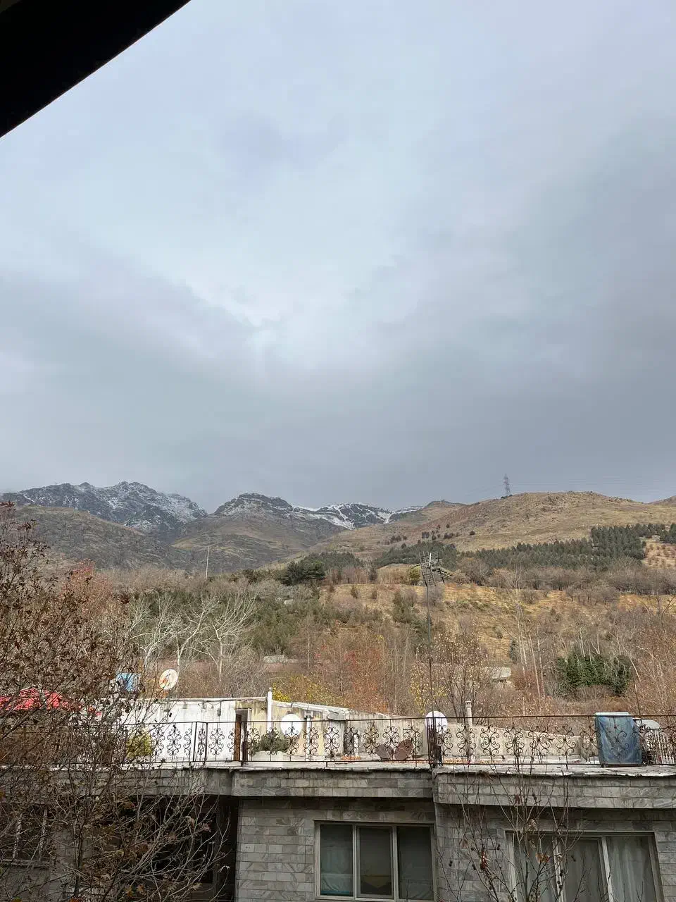 نیاوران۱۱۵متر.نوساز.ویو ابدی