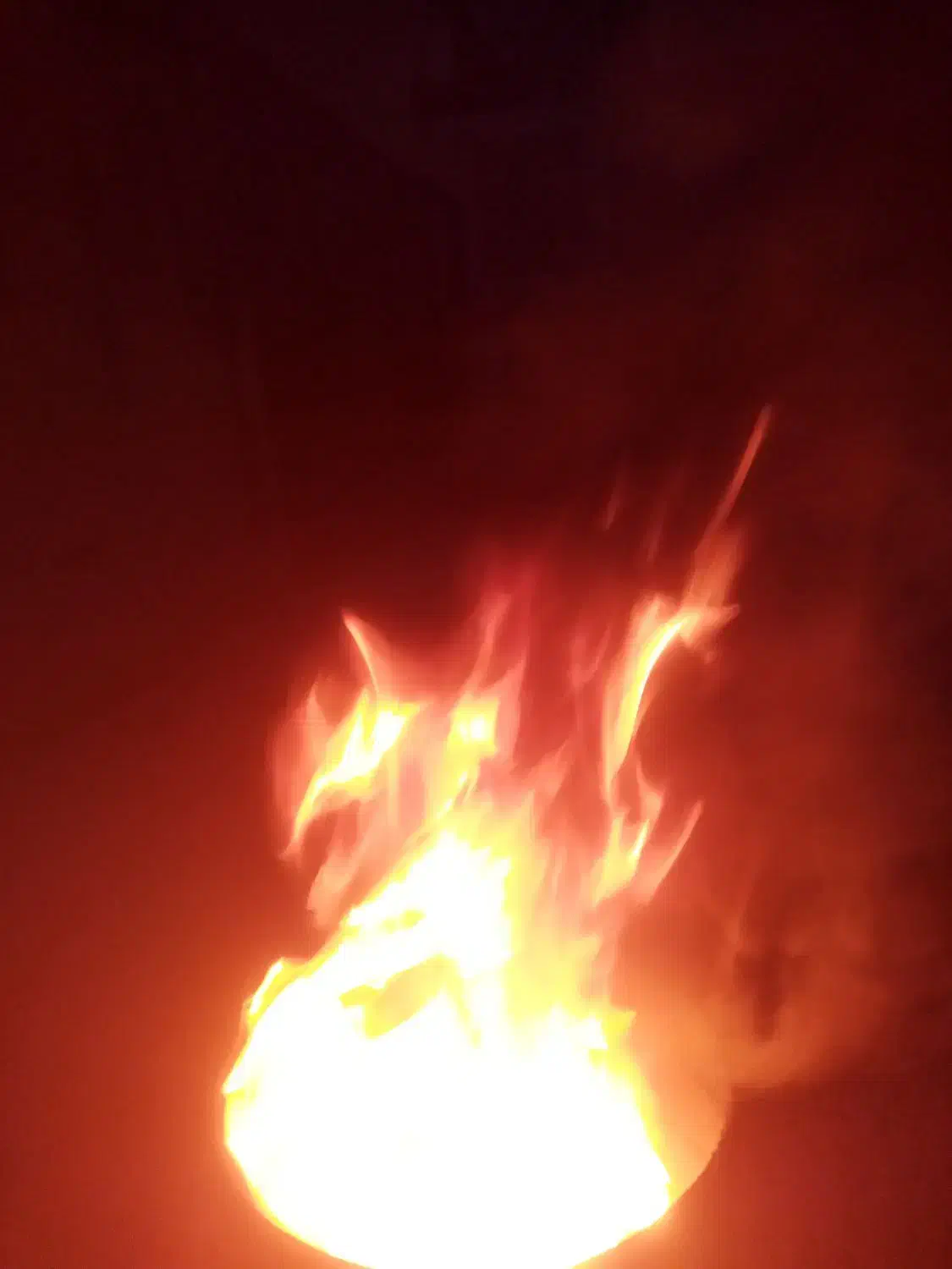 هیزم خشک|کوهنوردی و کمپینگ|آفتاب, |دیوار