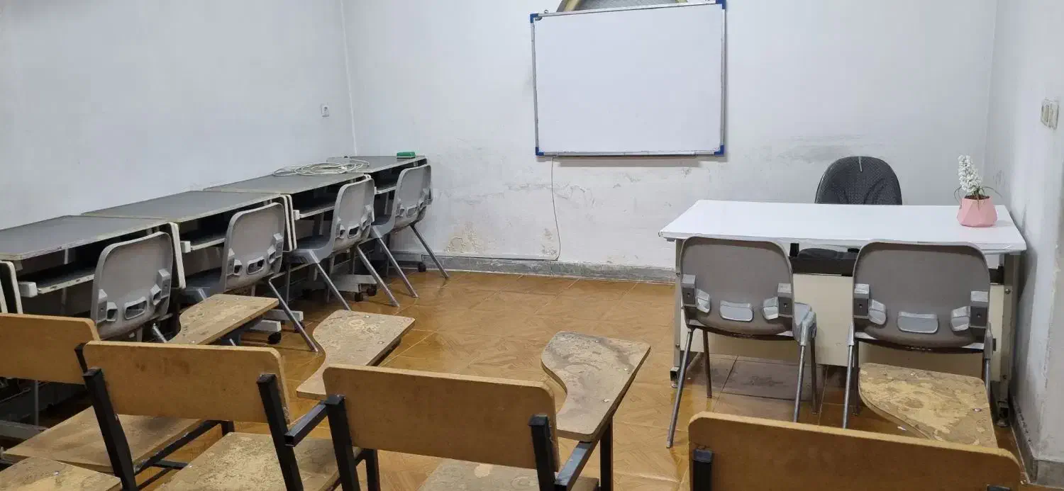 اجاره کلاس اموزشی|اجارهٔ کوتاه‌مدت دفتر کار و فضای آموزشی|رشت, توشیبا|دیوار