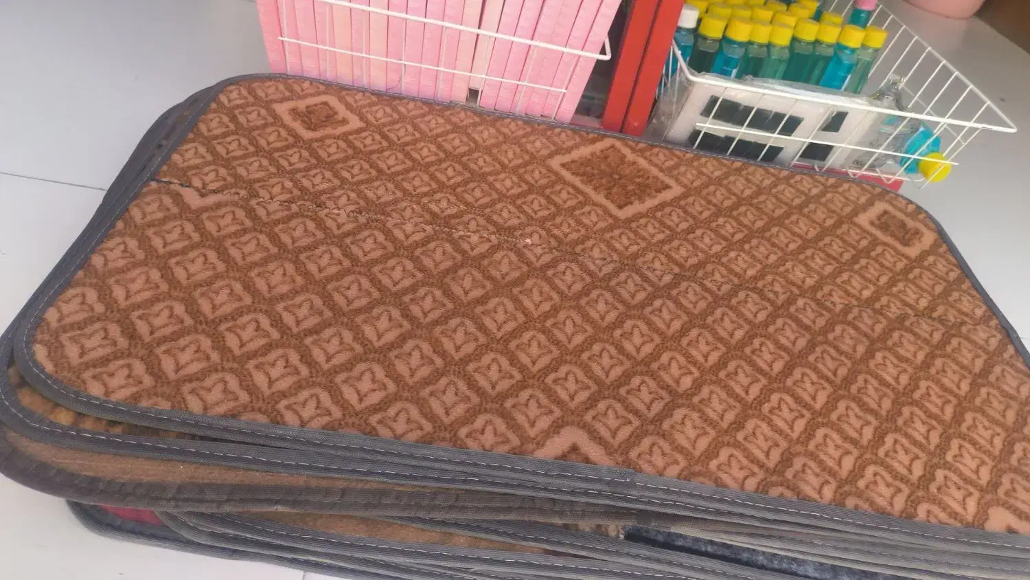 پادری در طرح های متنوع رسید|پادری|گلبهار, شهر جدید گلبهار|دیوار