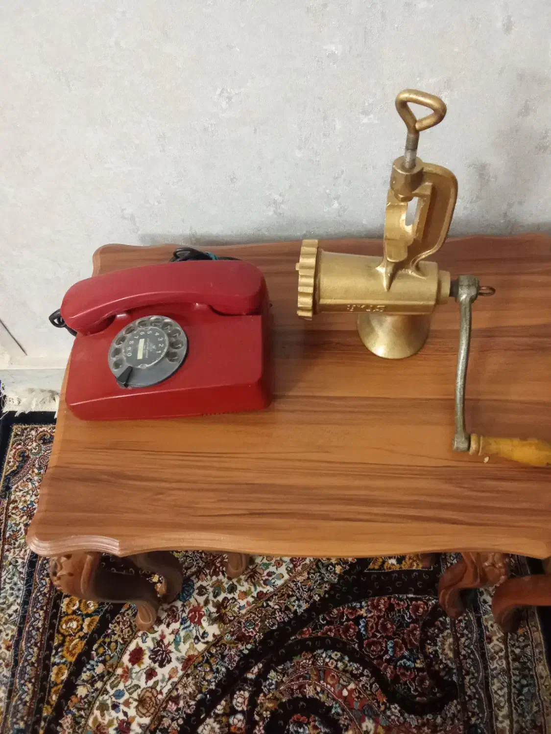 چرخ گوشت قدیمی انتیک|کلکسیون اشیاء عتیقه|اقبالیه, |دیوار