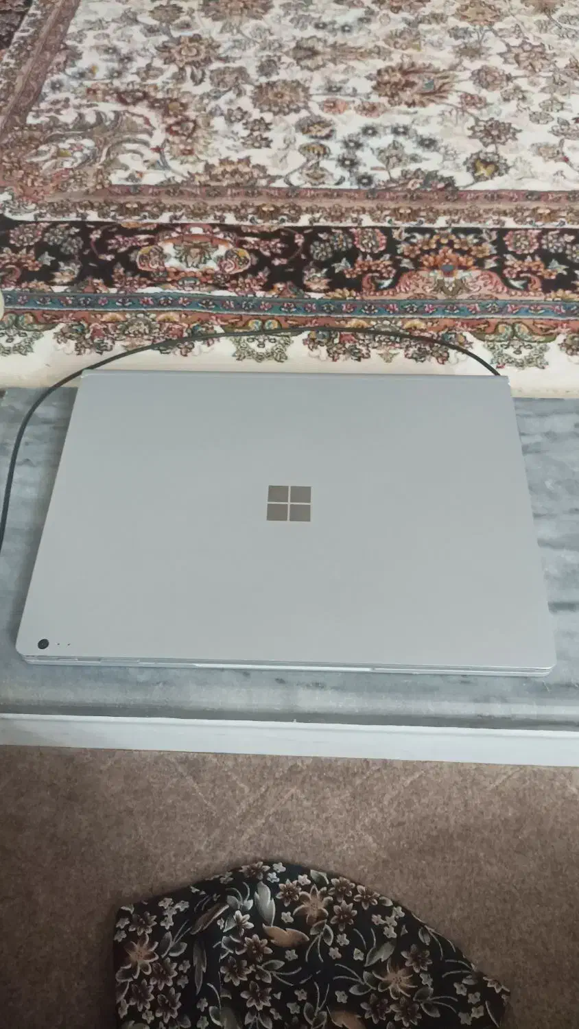 سرفیس بوک|رایانه همراه|کبودرآهنگ, |دیوار