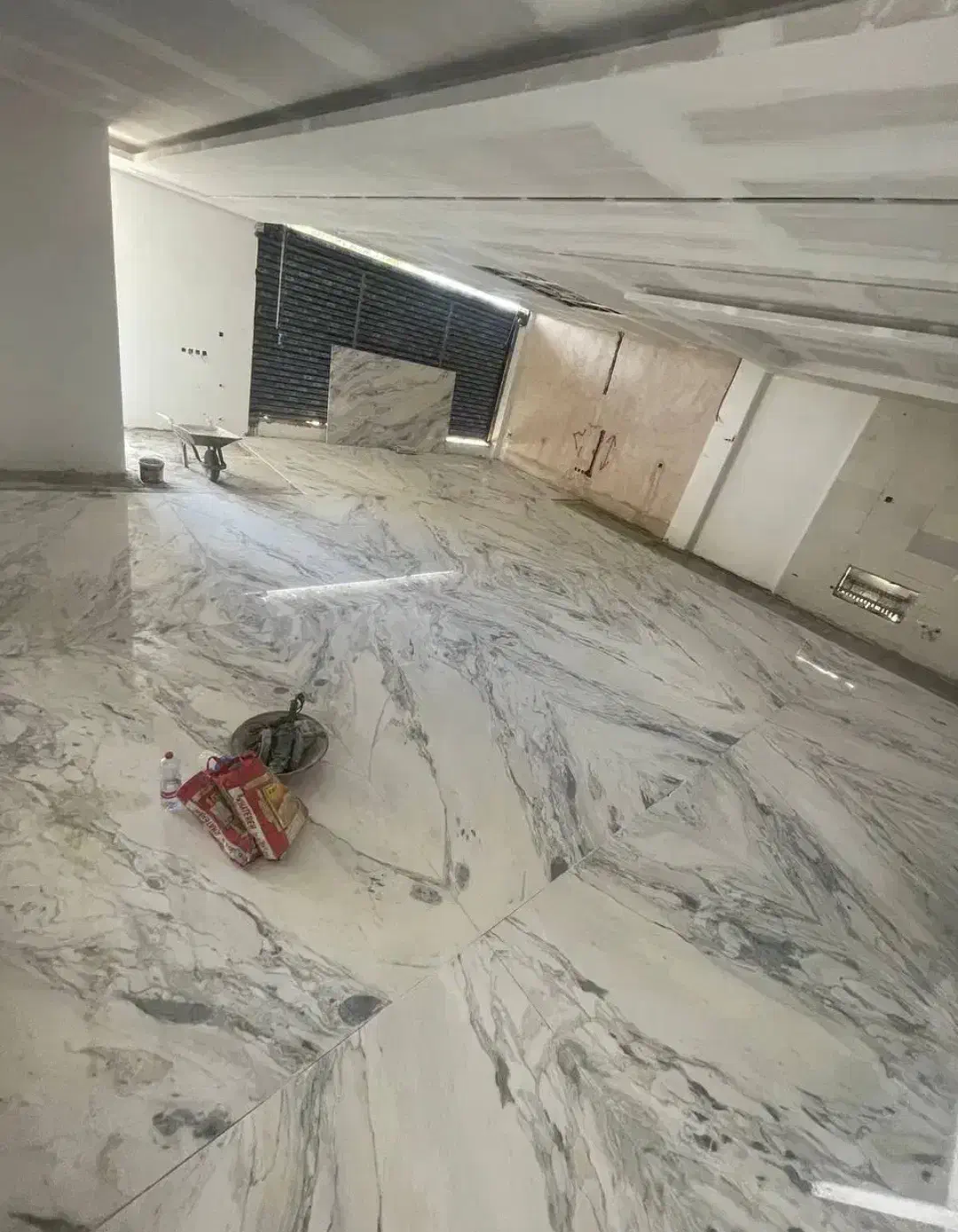 اجرای سنگ اسلب روزمزد بدون اساس کار یا با اساس کار|خدمات پیشه و مهارت|مشهد, کوثر|دیوار