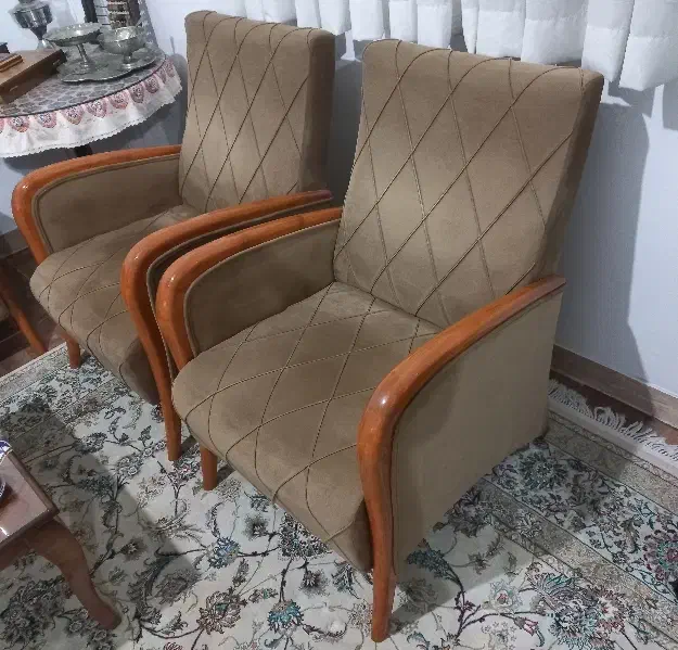 مبل نیم ست ۴ نفره|مبلمان خانگی و میز عسلی|سنگر, |دیوار