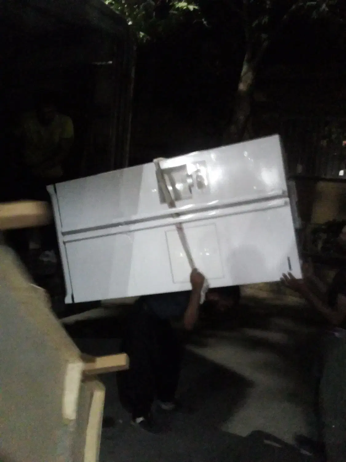 باربری ترابنت بار خاوروانت کارگر اثاثیه تضمینی|خدمات حمل و نقل|مشهد, رسالت|دیوار