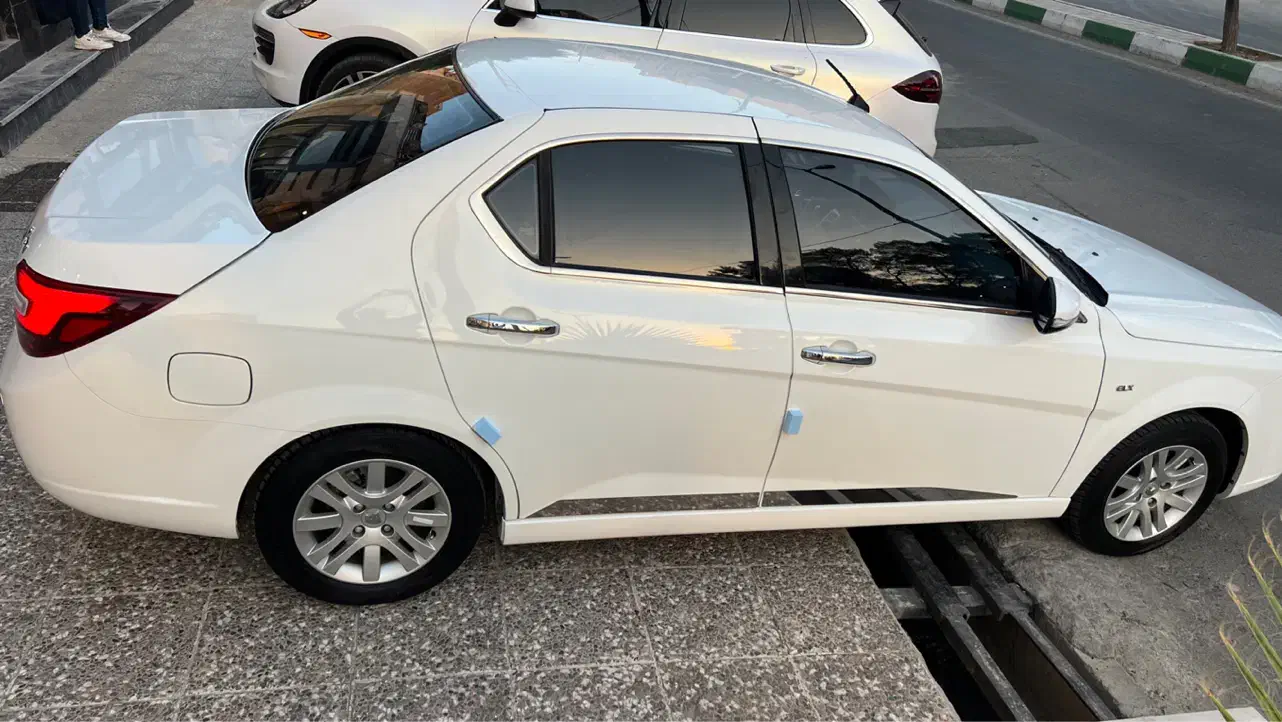 دنا پلاس ۱۳۹۸ تیپ۲ چهارچرخ دیسک سفارش آپکو|خودرو سواری و وانت|تهران, شهید رجایی|دیوار