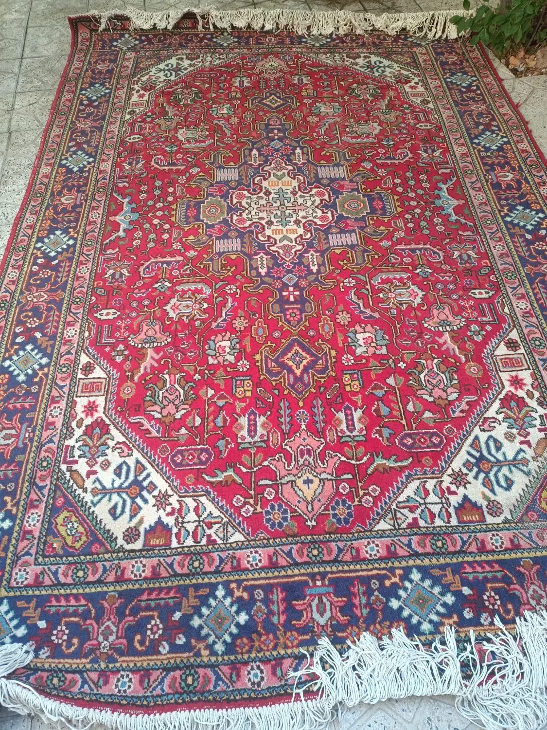 فرش دستبافت ۱۲۰۰۰۰۰۰ تومان|فرش|ارومیه, |دیوار