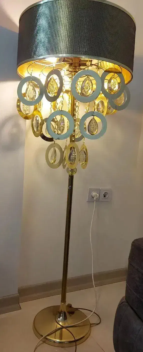 آباژور ایستاده|چراغ خواب و آباژور|مشهد, هنرور|دیوار