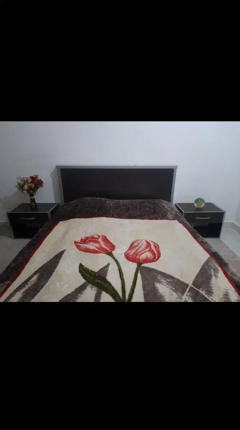 تختخواب 2 نفره سالم نو میباشد|تشک تختخواب|اهواز, کوی مهدیس|دیوار