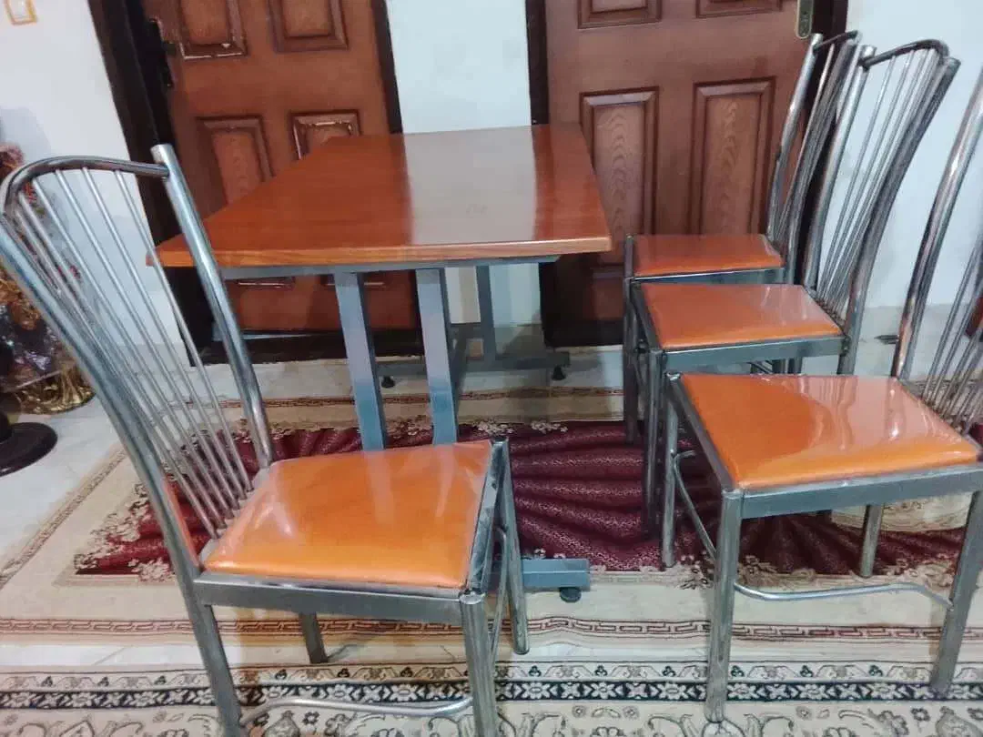 میز و صندلی|کافیشاپ و رستوران|مراغه, |دیوار