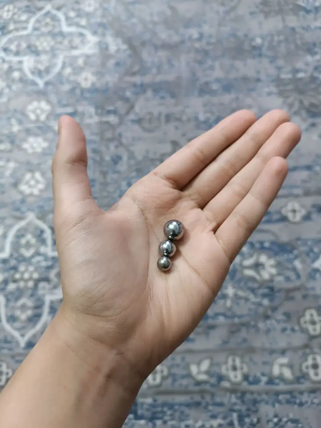 گل گل یاپوچ|اسباب‌‌بازی|قم, باغ کرباسی|دیوار