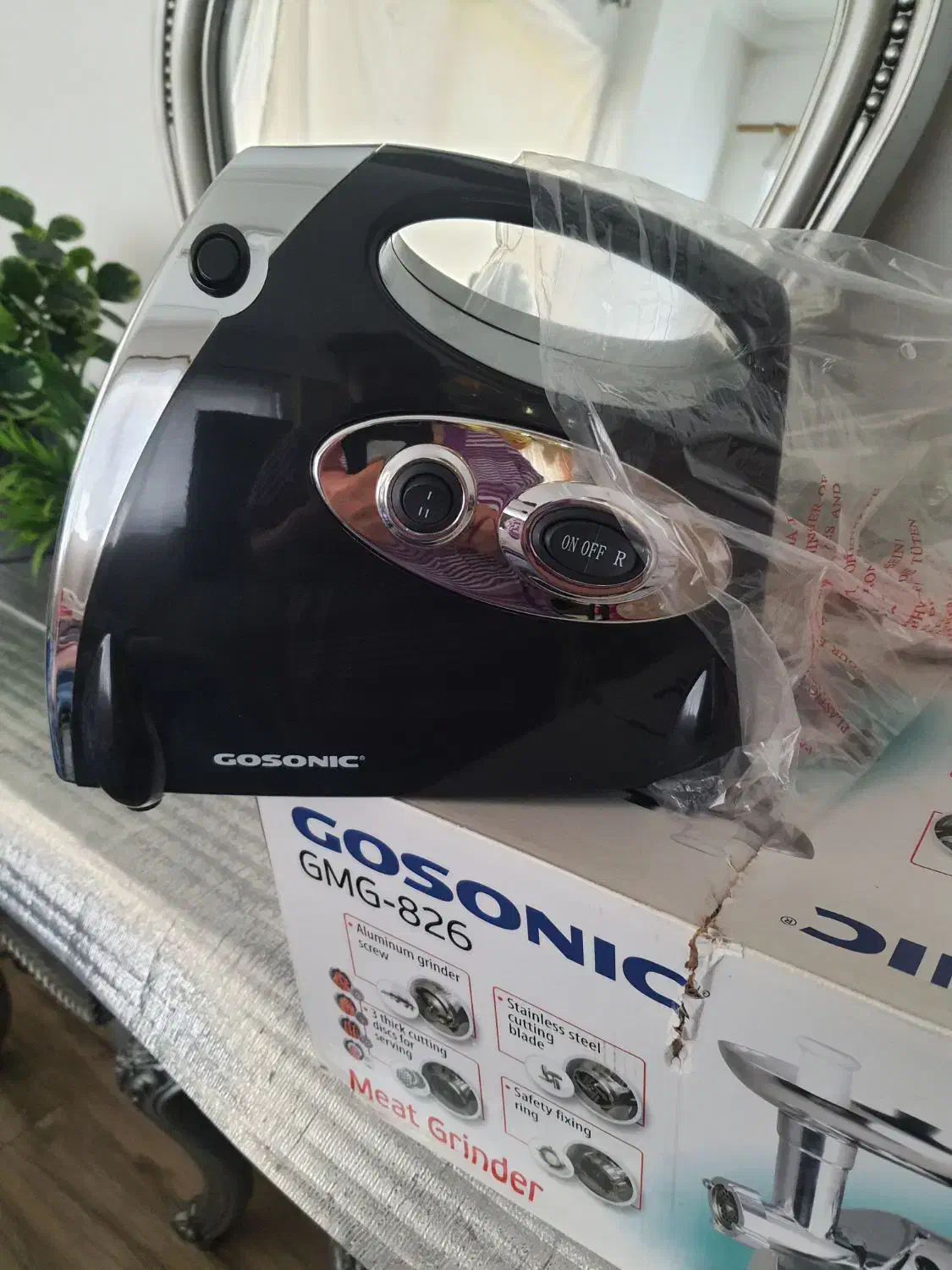 چرخ گوشت|سایر لوازم برقی|رشت, نخودچر|دیوار