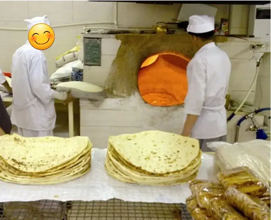 پخت نان سبوس دار با تنور گلی|خوردنی و آشامیدنی|شاهین‌شهر, اقبال لاهوری|دیوار