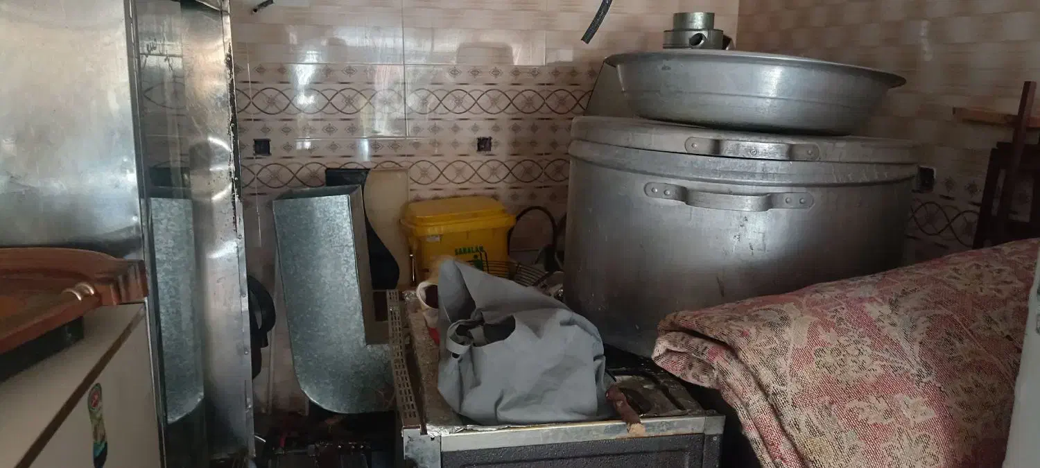 وسایل کامل رستوران|کافی‌شاپ و رستوران|چرداول, |دیوار