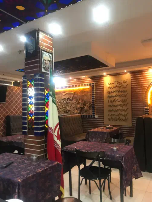 ۲نفر کاردر کافه سنتی|استخدام خدمات فروشگاه و رستوران|تهران, صادقیه|دیوار