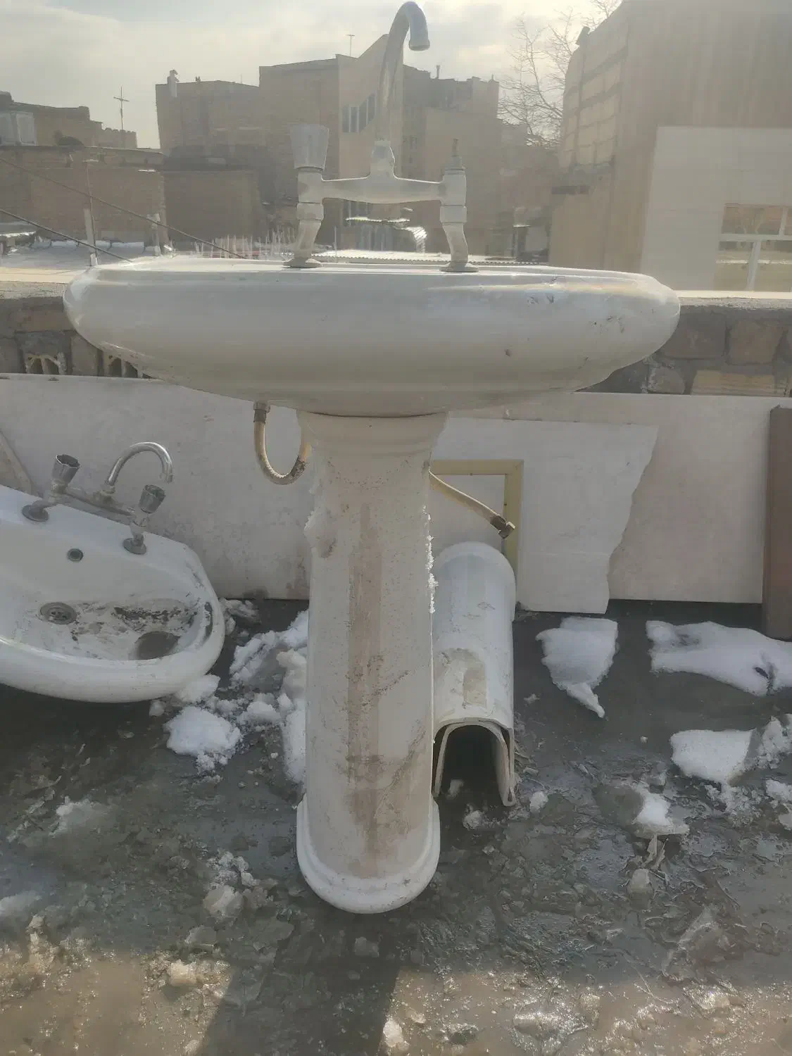 روشویی کرد|لوازم سرویس بهداشتی|مشهد, موعود|دیوار