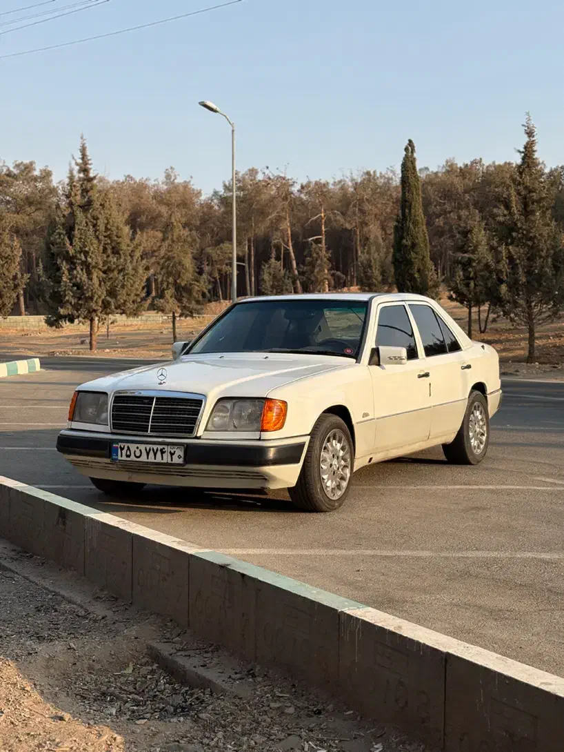 مرسدس بنز اتاق ۱۲۴ شش سیلندر|خودرو کلاسیک|تهران, تهرانپارس غربی|دیوار