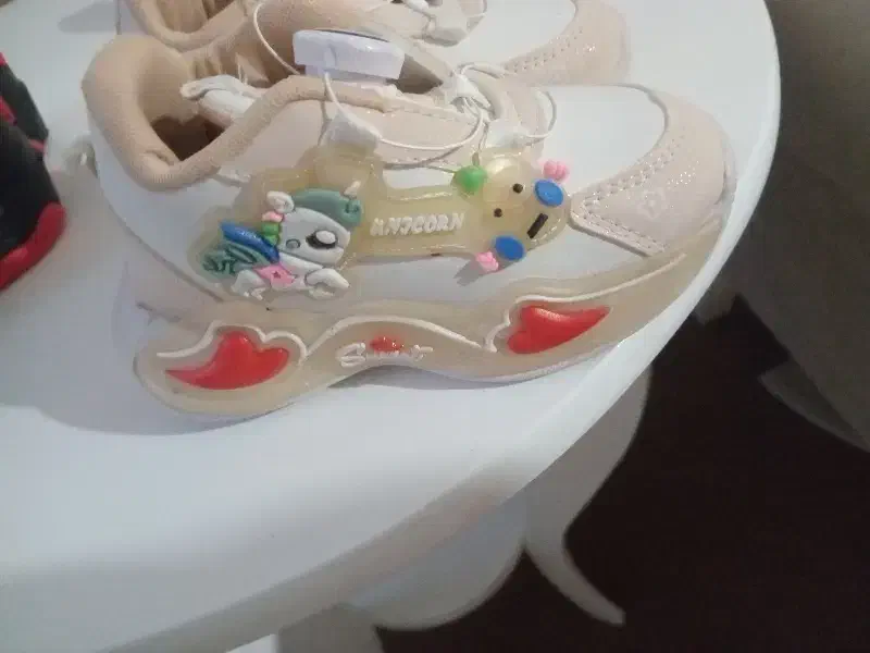 کفش بچگانه|کفش و لباس بچه|ابهر, |دیوار