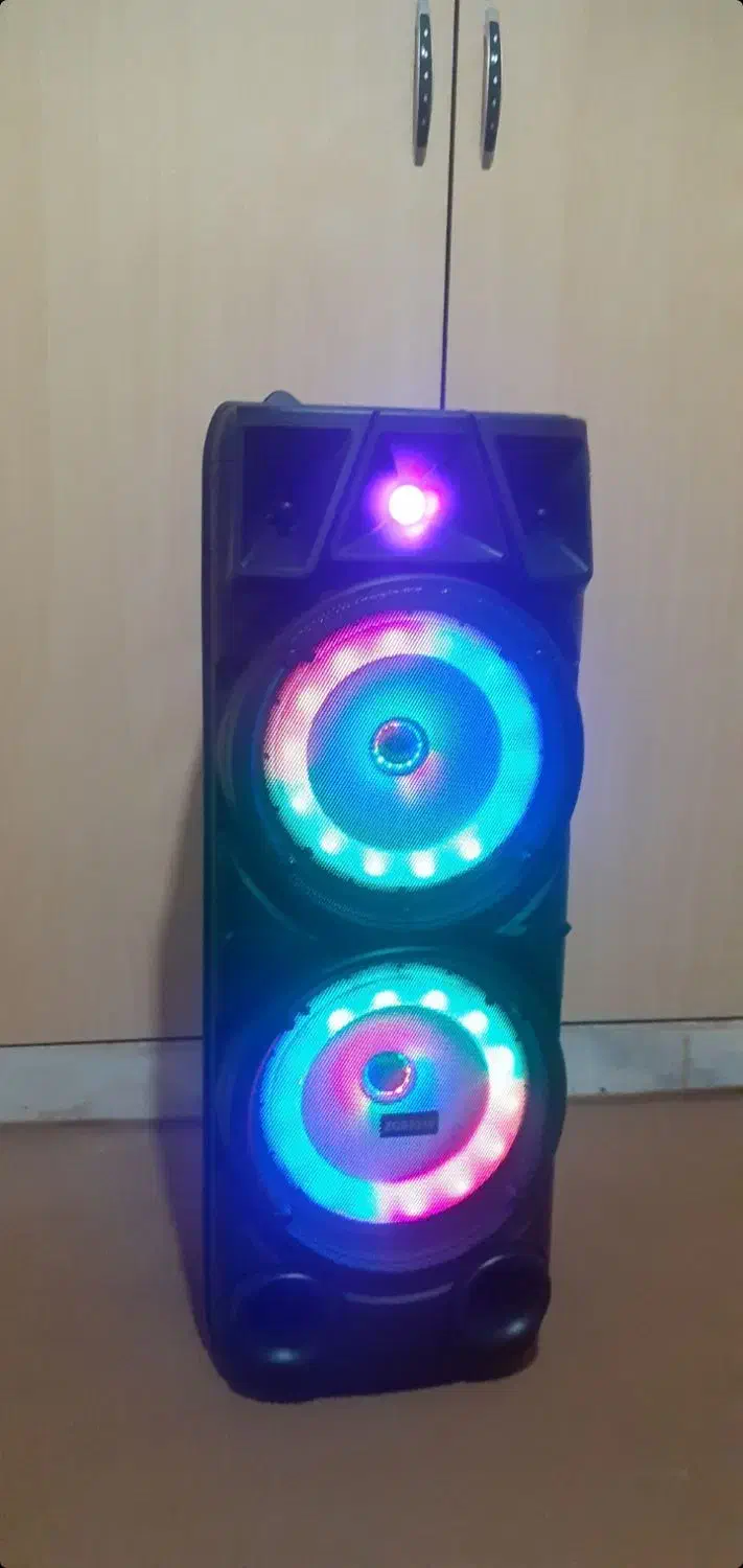 پارتی باکس با جعبه کنترل میکروفون|سیستم صوتی خانگی|رشت, فلسطین|دیوار